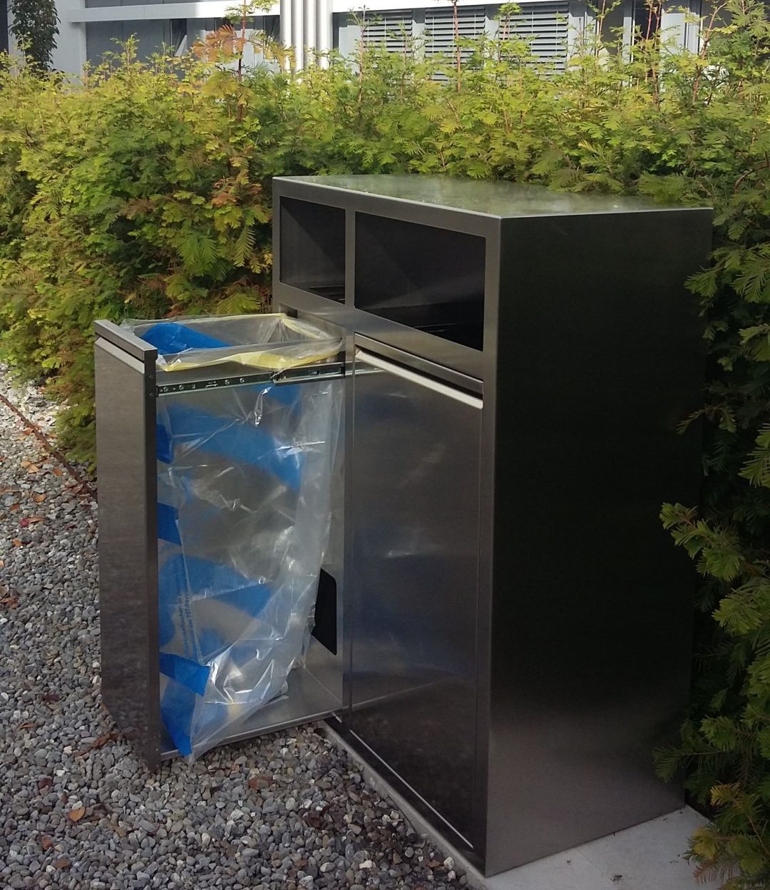 K2, Recyclingstation, Wertstofftrenner, Abfallbehälter, 110 Liter, PET, Abfall, Recycling Station, Public Waste bin, Poubelle Recyclage, Edelstahl, Inox